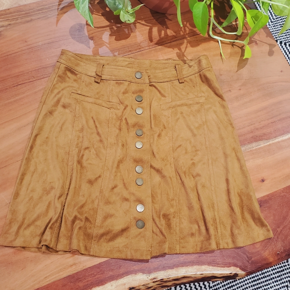 SUPER Soft Y2K buttery Faux Suede Camel Skater Skirt- XS - Picture 3 of 16